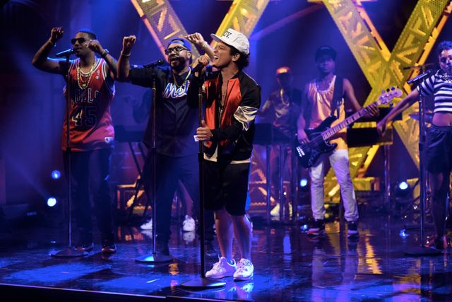 Bruno Mars performed "24K Magic" and "Chunky"